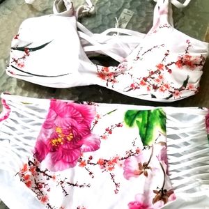Tinibikini floral criss-cross XS bikini